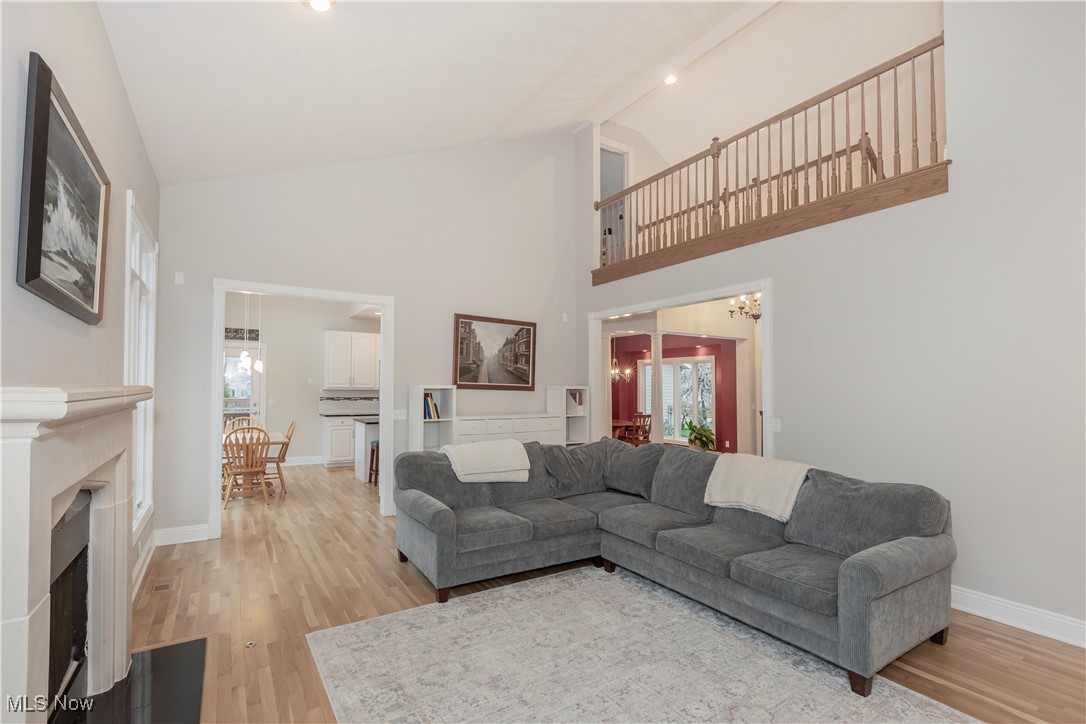 38185 Drury Lane, Willoughby, Ohio image 5
