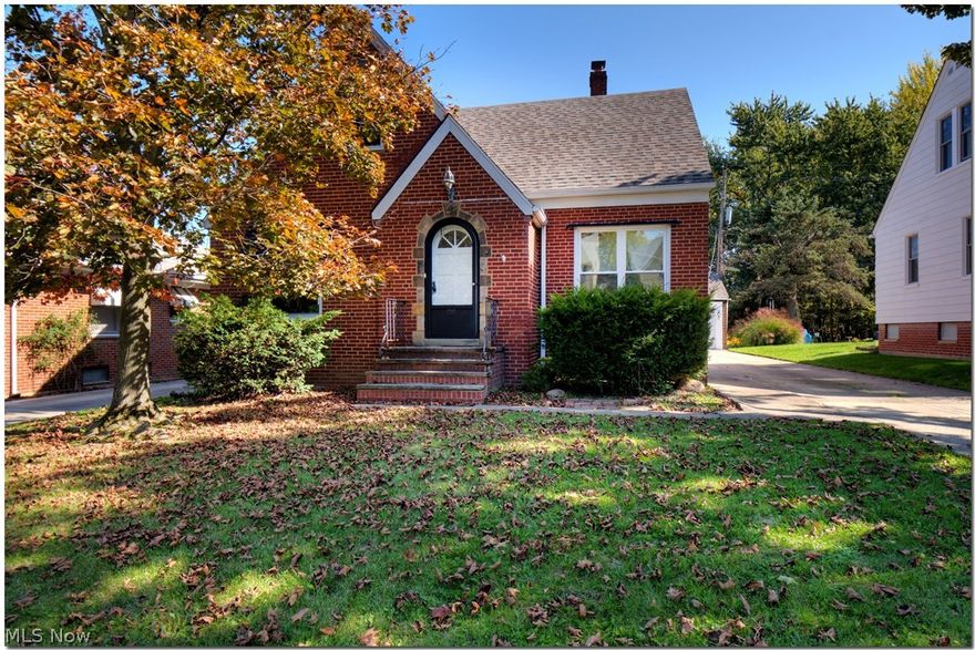 Newly updated 3 bedroom brick bungalow.  Updates include: roof (2022), windows (2022), updated electrical (2022), glass block windows (2022) in basement, new LVT and carpet flooring throughout (2022), brand stainless steel appliances (2022), kitchen cabinets and granite countertops (2022), updated bathroom including tile surround and vanity, and light fixtures throughout (2022).  Cute as can be and point of sale compliant.