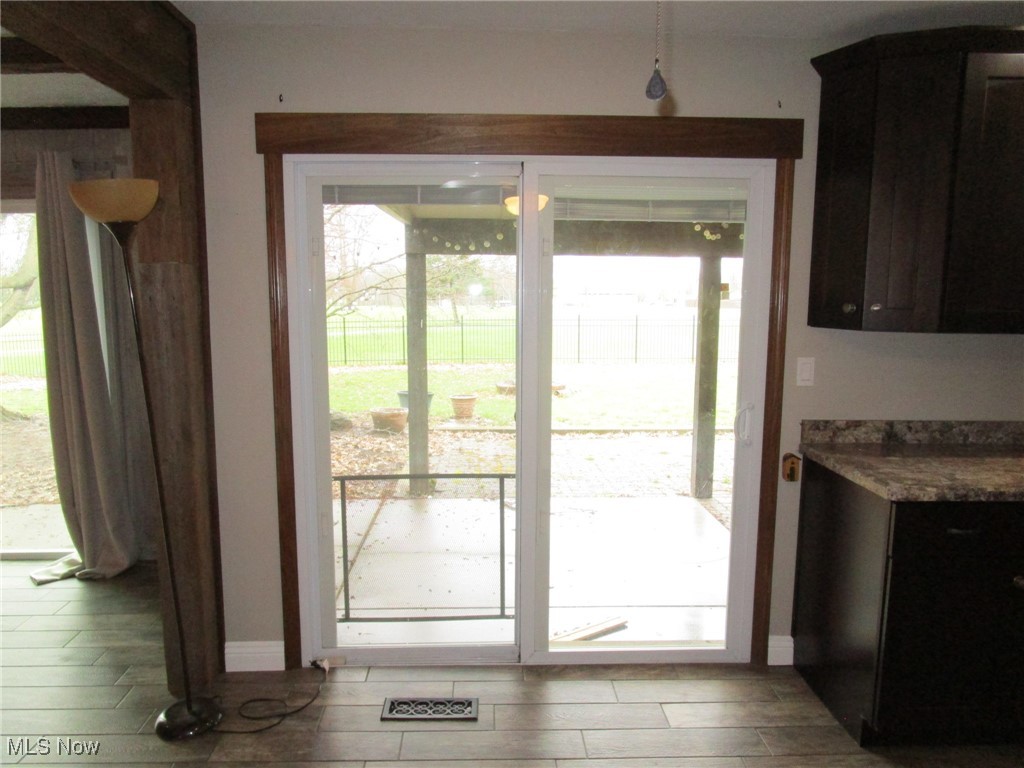 3701 Villa Marie Road, Lowellville, Ohio image 11