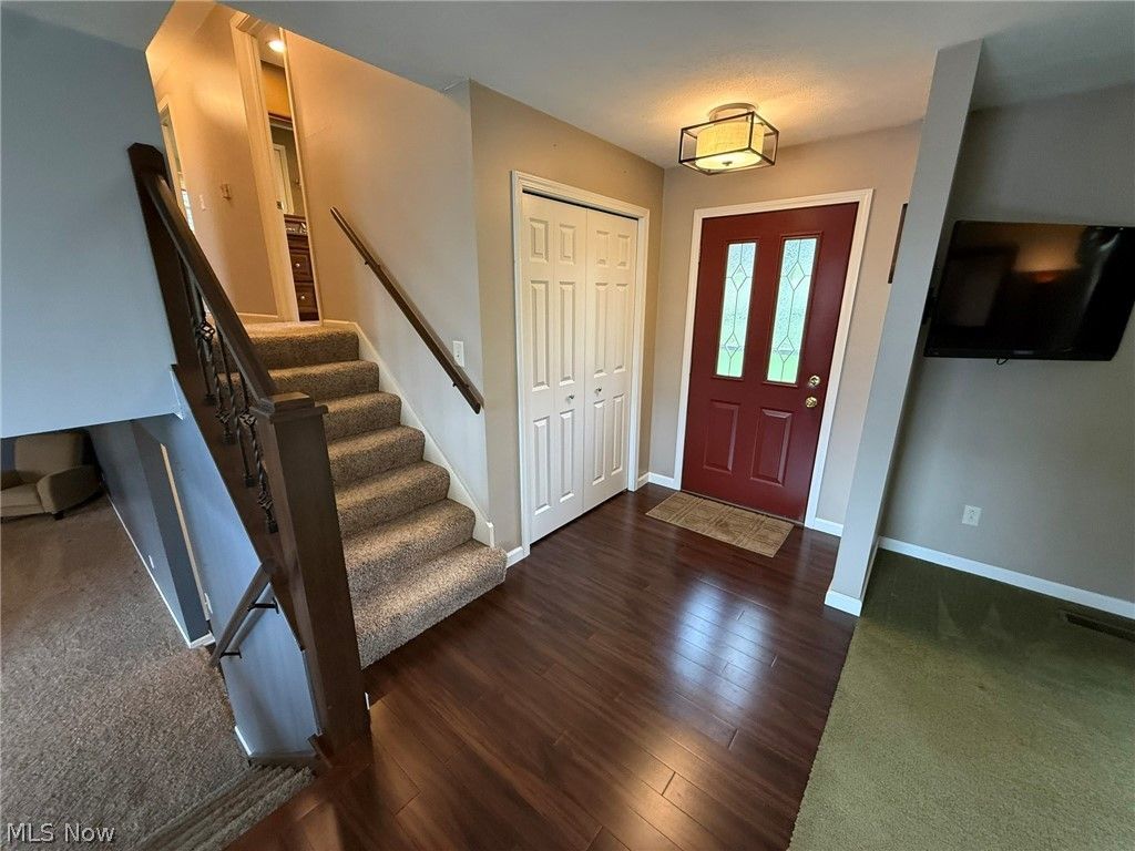 Photo of 3135 Circleview Drive NW, Dover, OH 44622 (MLS # 5195556)