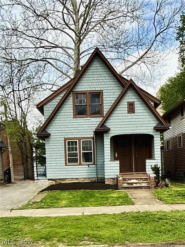 Photo 1 of 37 — 343 4th Street, Elyria, OH 44035