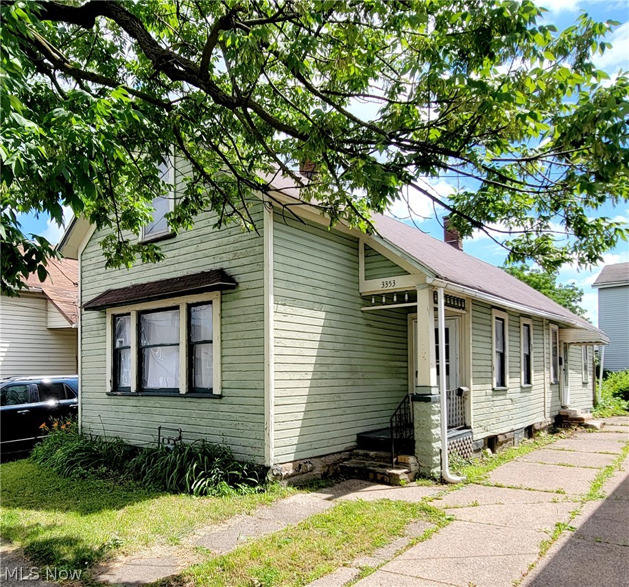 3353 W 46th Street