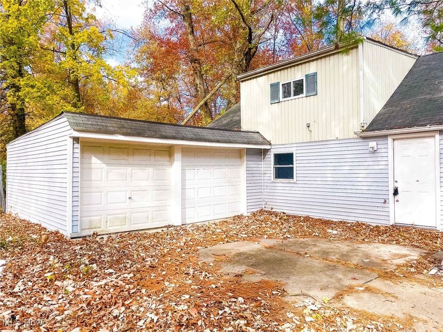 Welcome to your dream home on Laurel Road! This beautifully remodeled bungalow has been updated from top to bottom and is completely move-in ready. With four spacious bedrooms and two and a half bathrooms, this home offers the perfect balance of comfort, modern design, and everyday functionality.

Step inside to find a bright, open layout featuring brand-new finishes throughout — from updated flooring and lighting to a fresh kitchen and modern baths. The home sits proudly on a double-sized lot, providing plenty of outdoor space for entertaining, gardening, or future expansion.

Every detail has been carefully refreshed, making this property truly turnkey. Located in a quiet Lorain neighborhood, you’ll enjoy the convenience of nearby parks, schools, and local amenities — all while owning a home that feels brand new.

Highlights:

Fully remodeled inside and out
4 bedrooms, 2.5 baths
Large double lot
Move-in ready condition
Affordable price with great curb appeal
