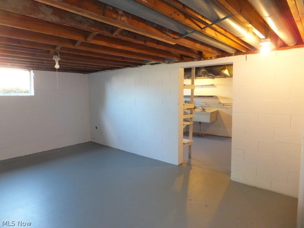 Charles 02 - Residential