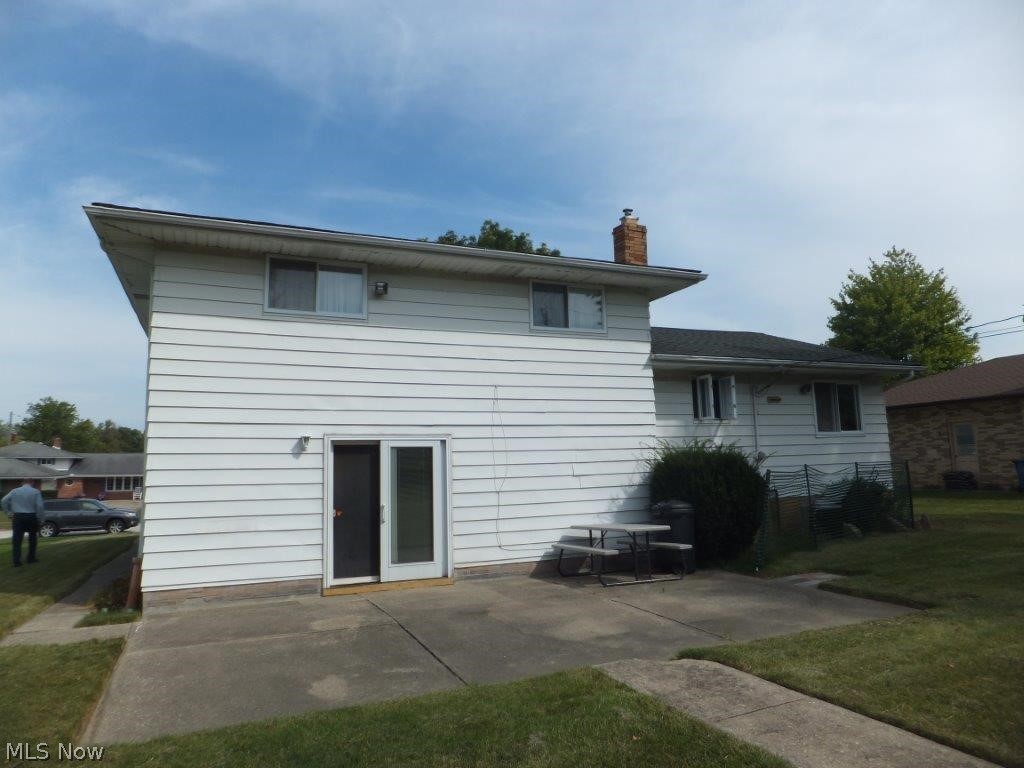 Charles 02 - Residential