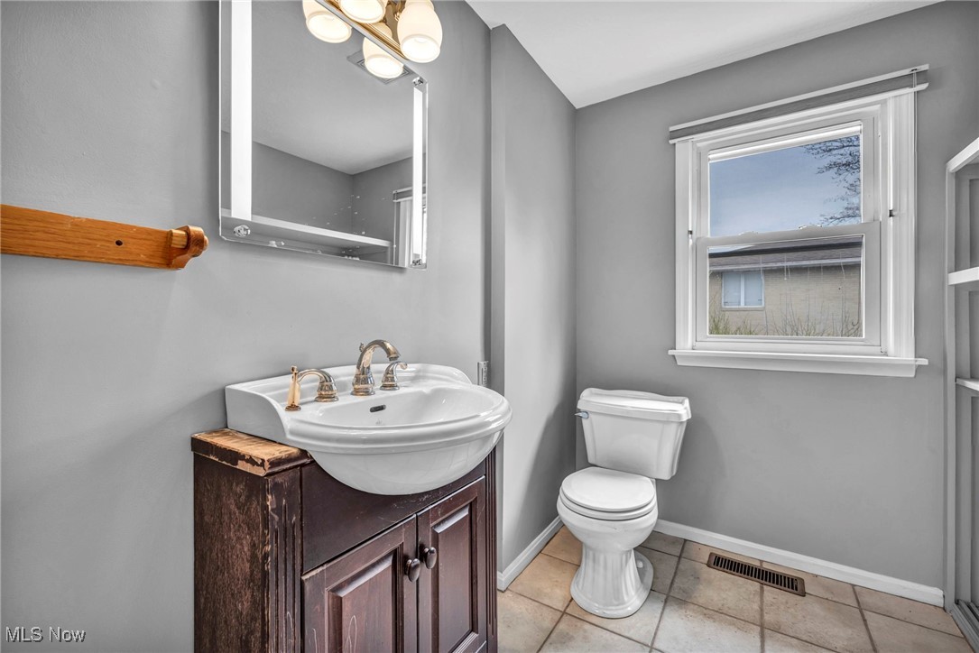 1635 Whipple Avenue, Canton, Ohio image 17