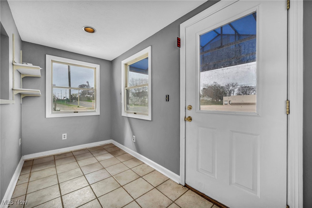 1635 Whipple Avenue, Canton, Ohio image 9