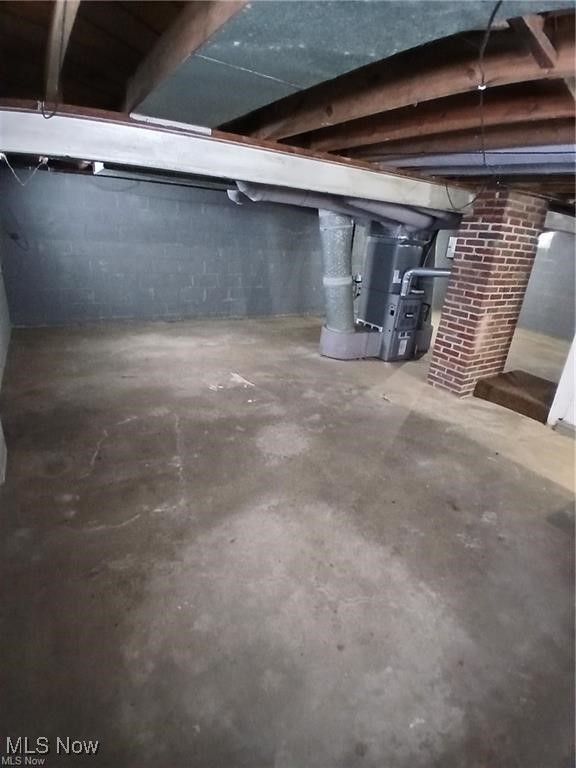 City/Youngstown - Residential Lease