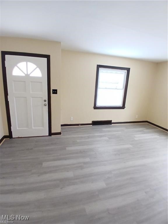 City/Youngstown - Residential Lease