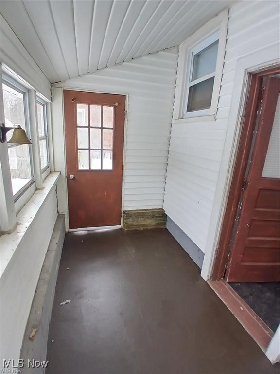 City/Youngstown - Residential Lease