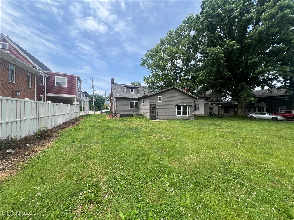 214 Front Street
