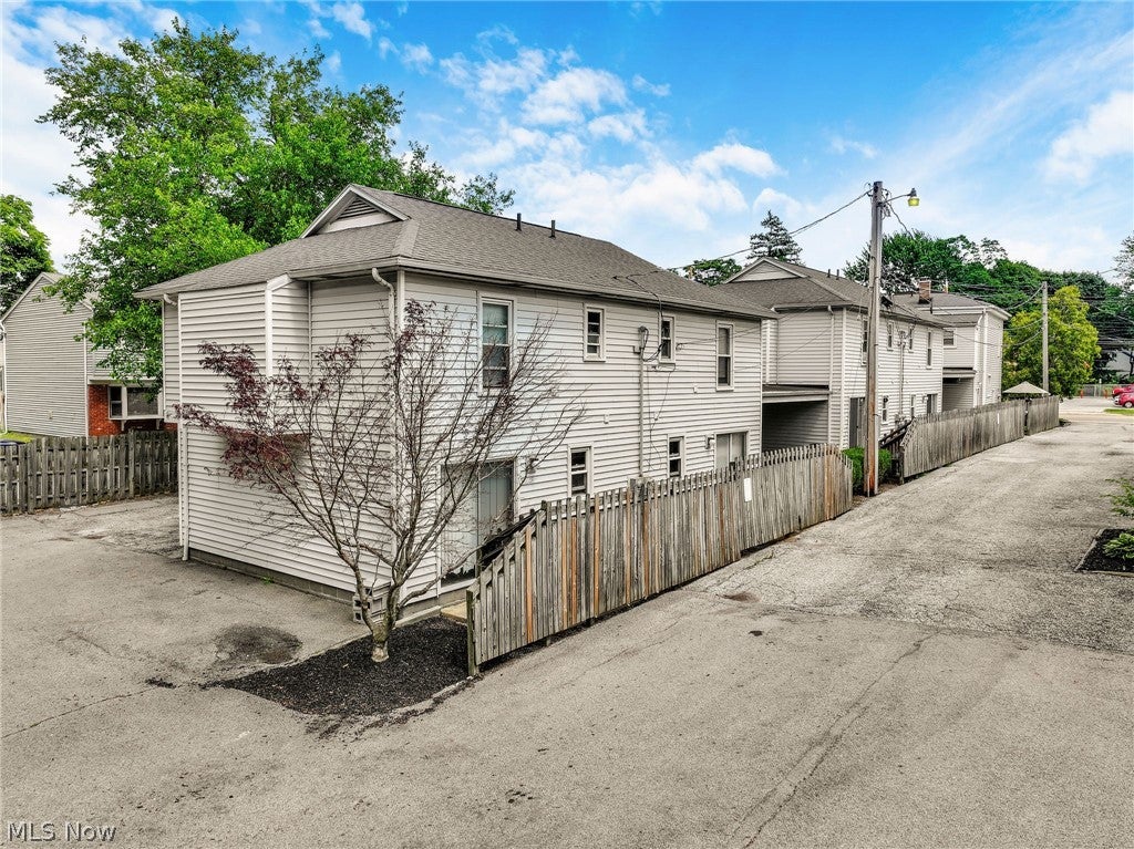 166-188 Mentor Avenue