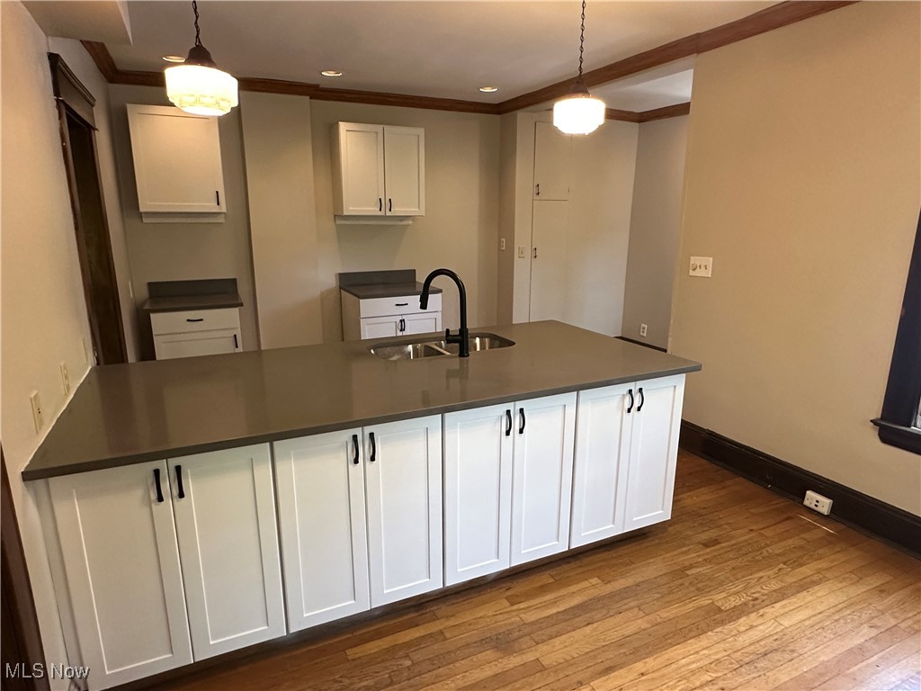 Cleveland Heights, Ohio 44106, United States, 5 Bedrooms Bedrooms, ,2 BathroomsBathrooms,Residential,Active,134180