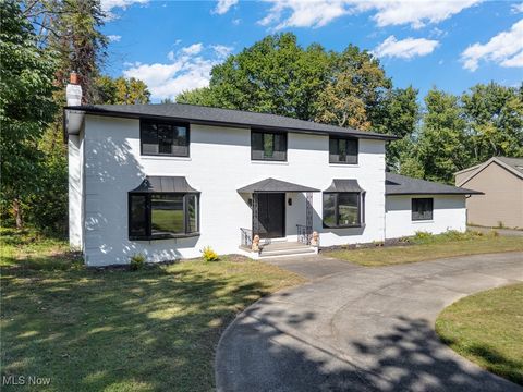 6713 Farview Road, Brecksville, OH 44141 - #: 5158443