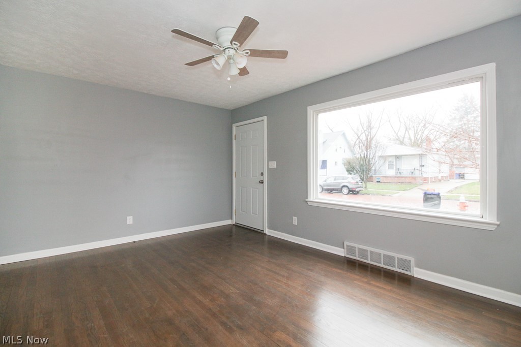 Domal - Residential Lease