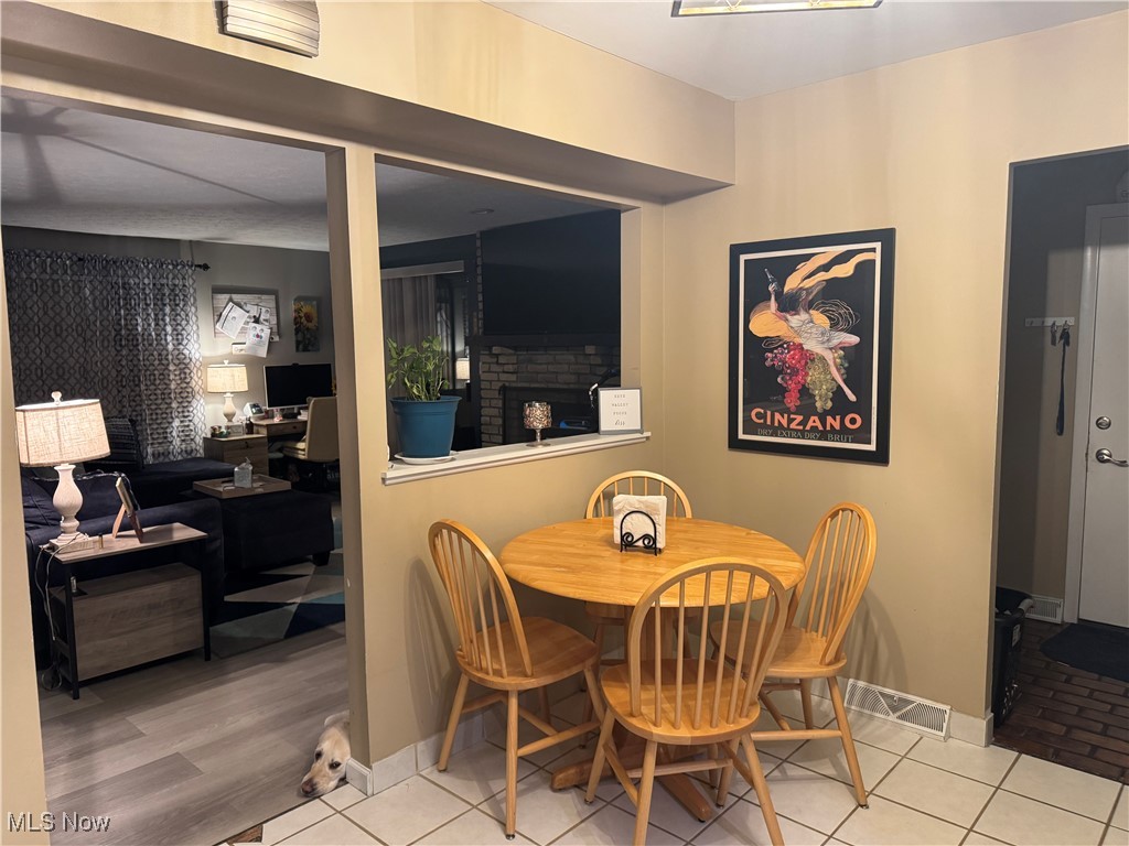 32683 Jefferson Drive, Solon, Ohio image 10