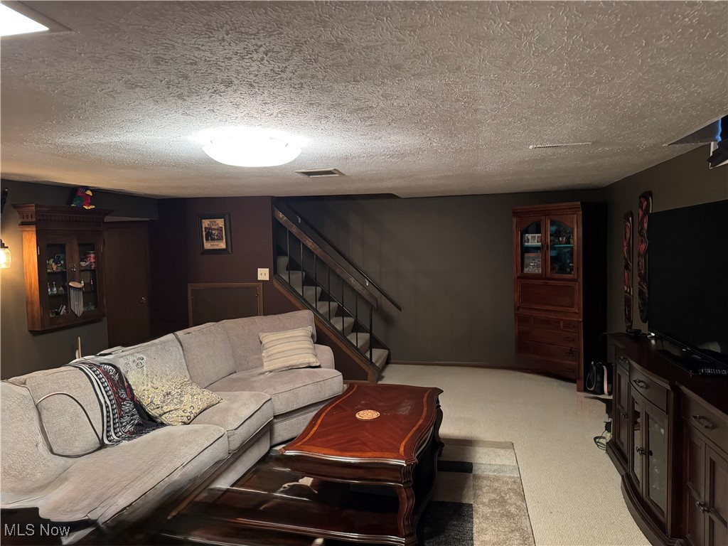 32683 Jefferson Drive, Solon, Ohio image 20