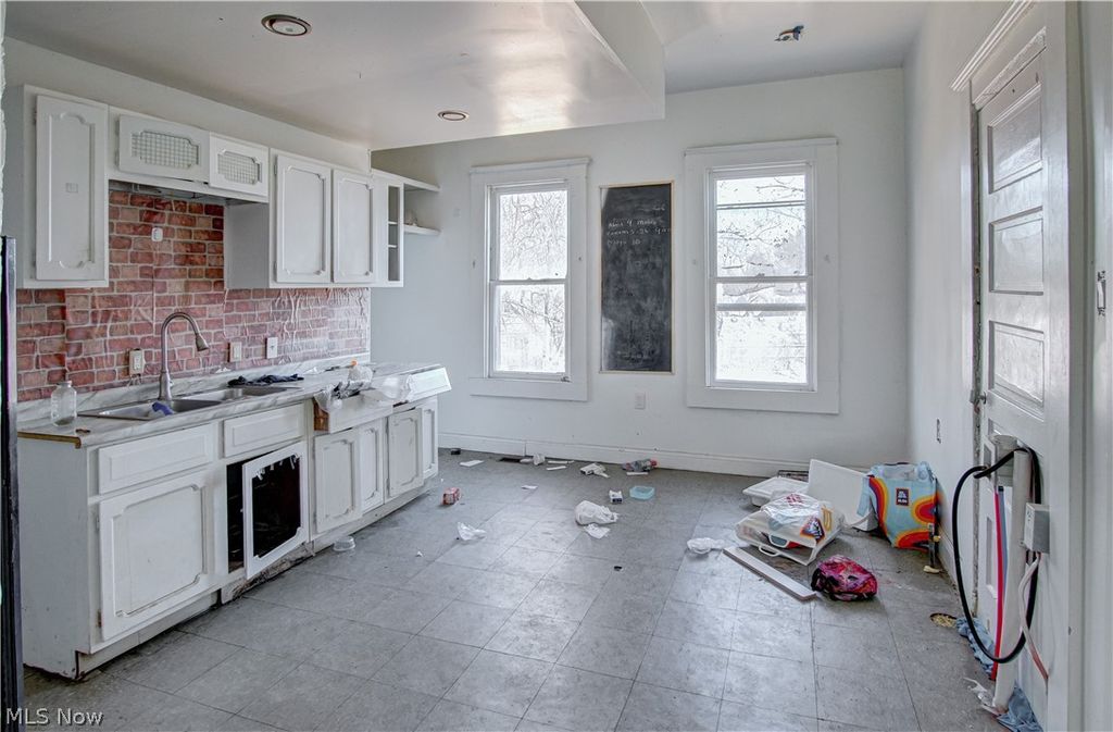 Photo of 7700 Denison Avenue, Cleveland, OH 44102 (MLS # 5187472)