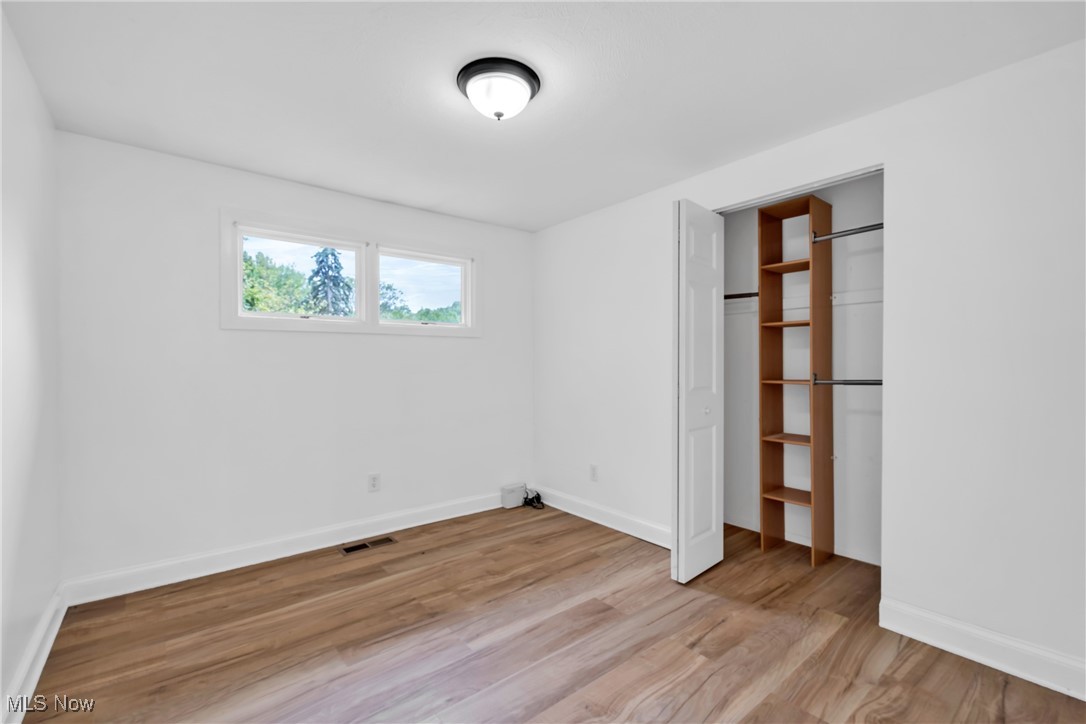 8620 Beacon Hill Drive, Chagrin Falls, Ohio image 12