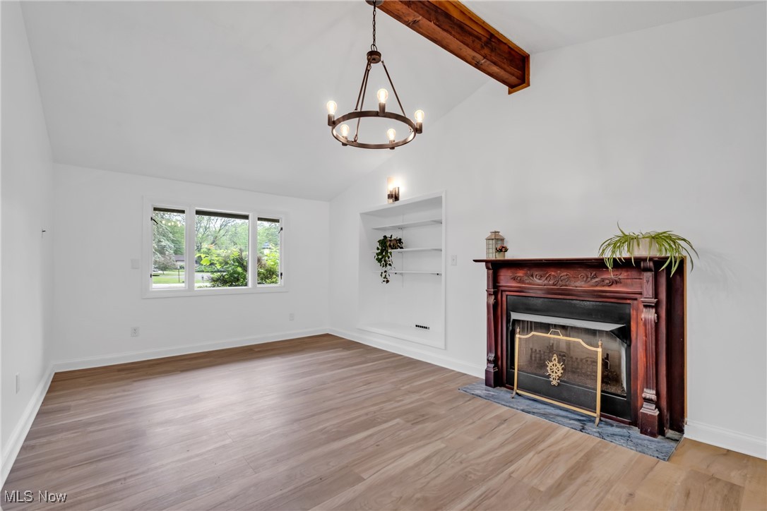 8620 Beacon Hill Drive, Chagrin Falls, Ohio image 8