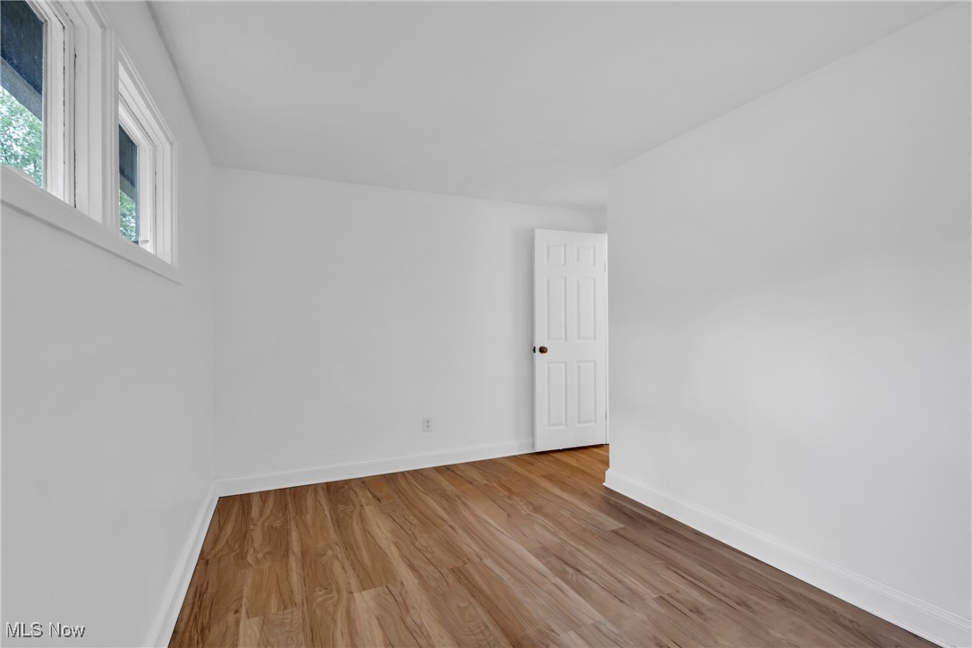 8620 Beacon Hill Drive, Chagrin Falls, Ohio image 15