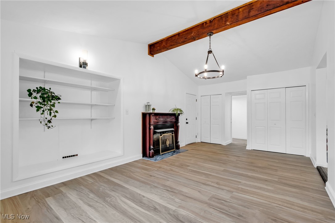 8620 Beacon Hill Drive, Chagrin Falls, Ohio image 7
