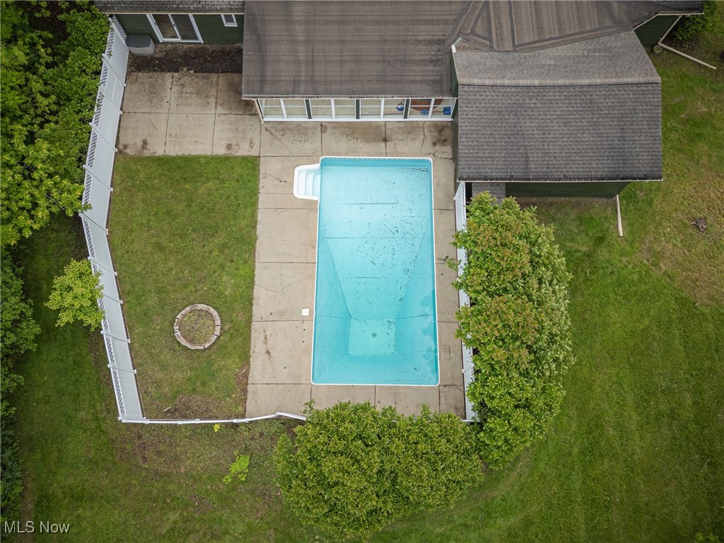 8620 Beacon Hill Drive, Chagrin Falls, Ohio image 26