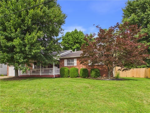 Homes For Sale - 140 Hendricks Street<br/> Newport, OH 45768