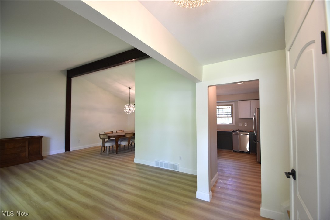1751 Brockton Drive, Austintown, Ohio image 4