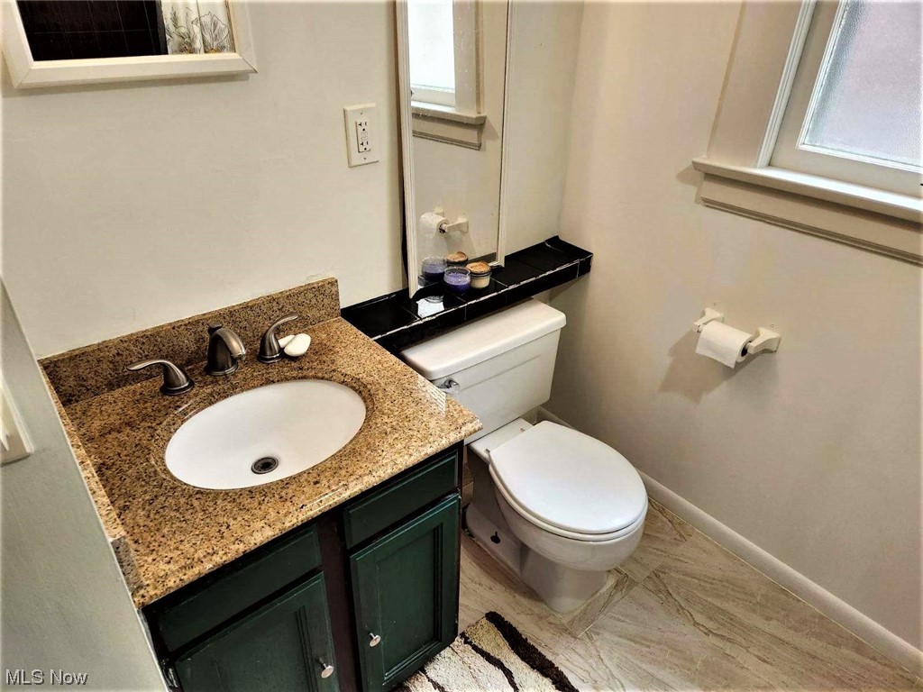 Hampshire Lane Condo - Residential