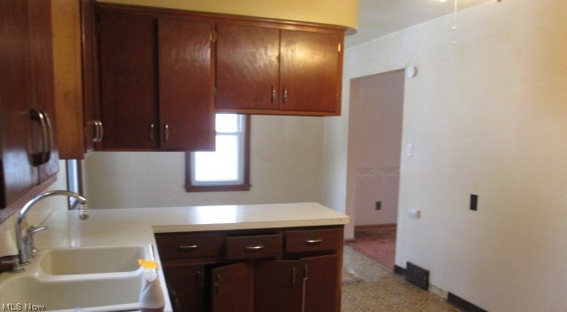 Tom Fleaka 01 - Residential