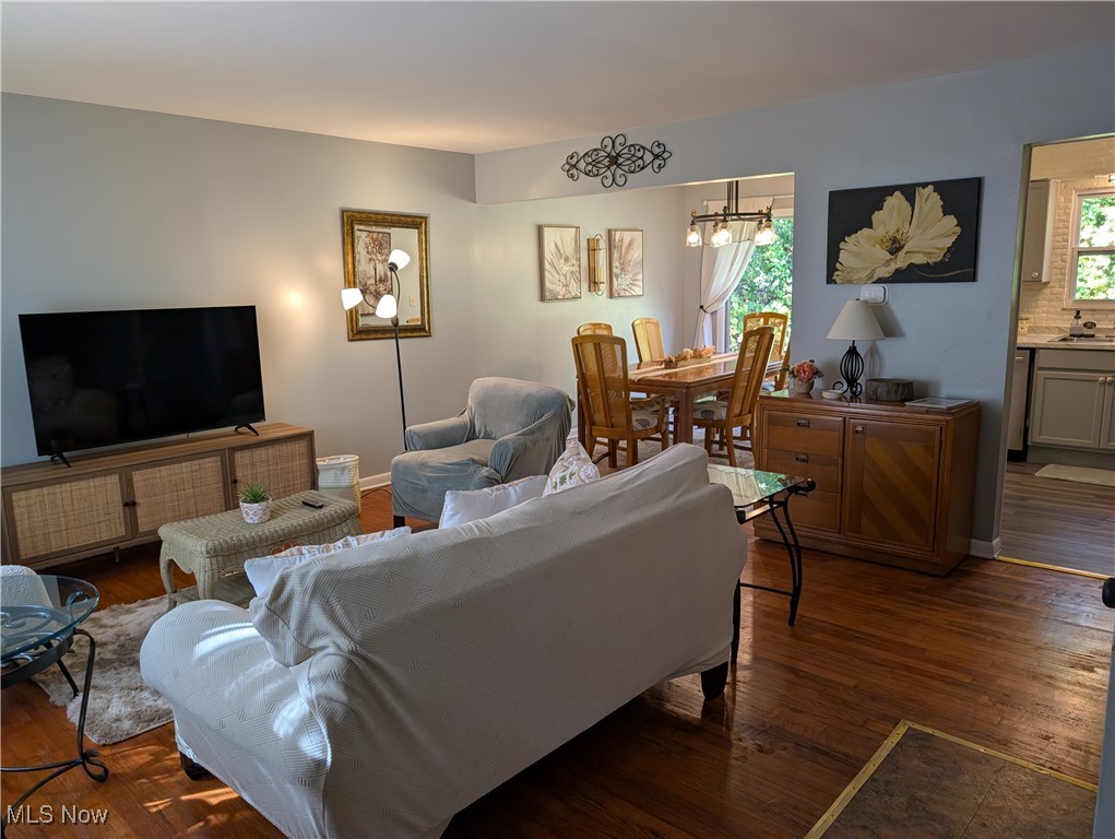 Parkway Estate #2 - Residential Lease