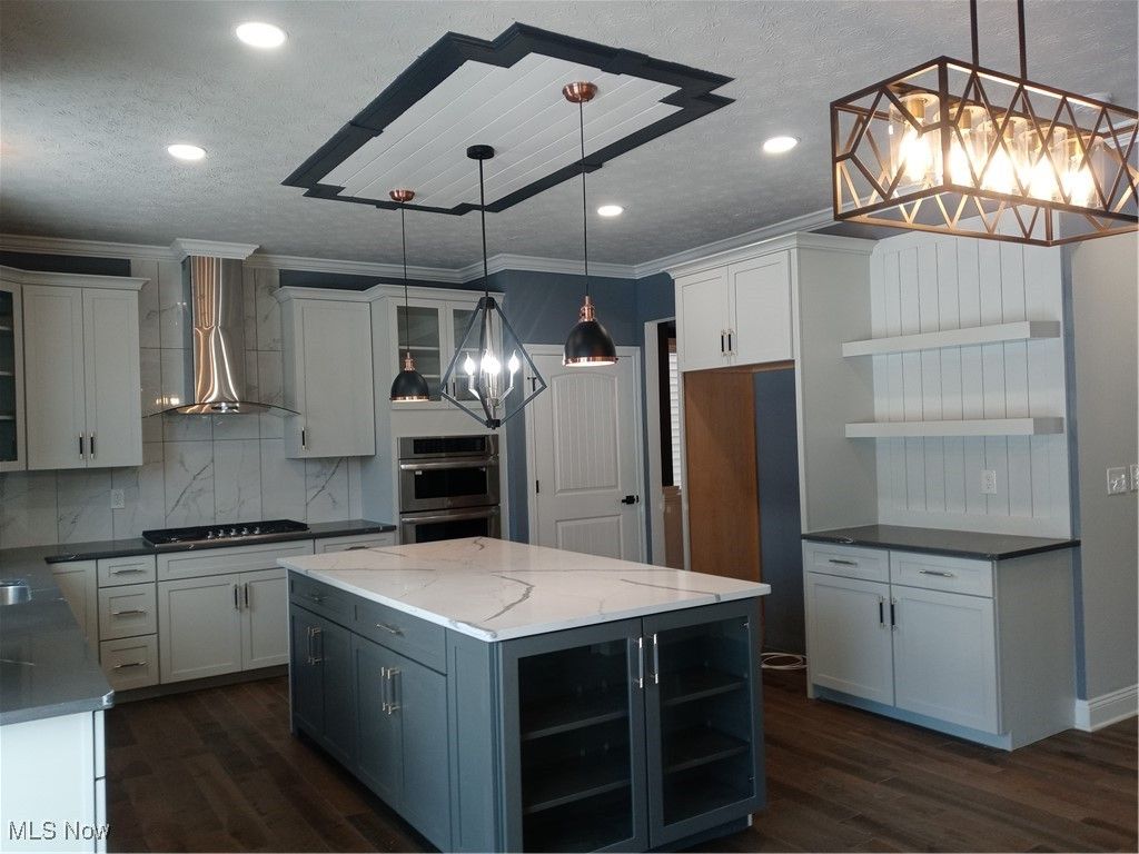 Photo of 487 Parkside Drive, Bay Village, OH 44140 (MLS # 5175611)