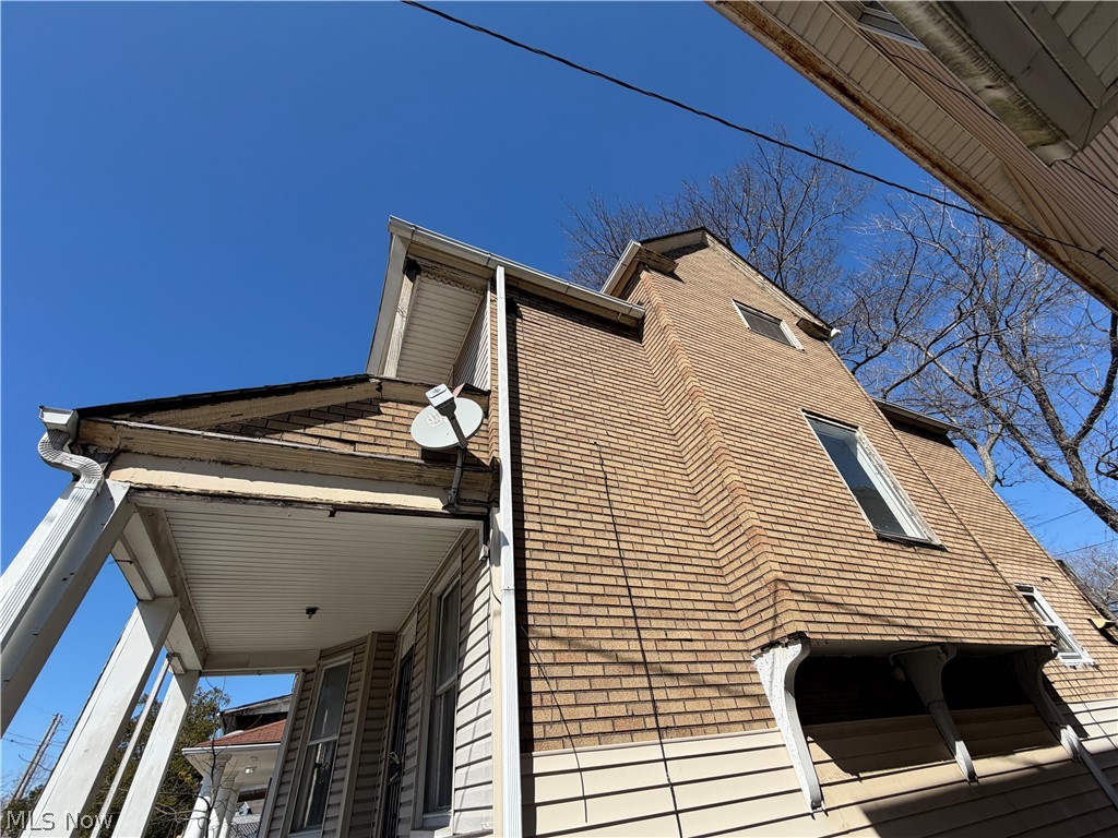 Schatzinger & Hawrtwicks - Residential Income