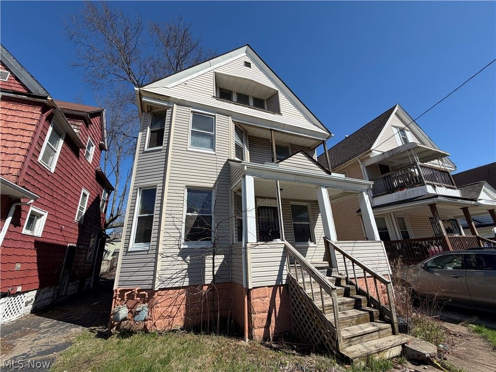 Photo of 1319 E 114th Street, Cleveland, OH 44106 (MLS # 5201813)