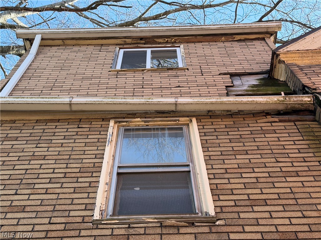 Schatzinger & Hawrtwicks - Residential Income