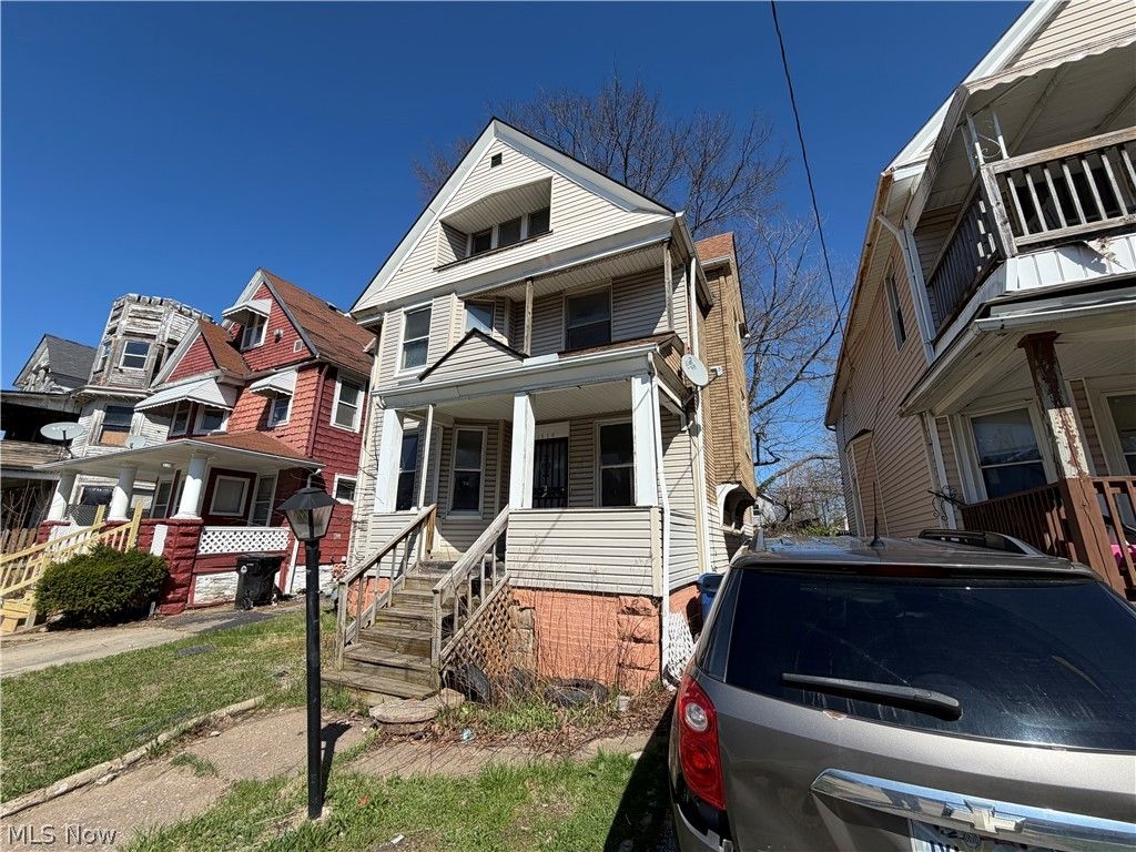 Photo of 1319 E 114th Street, Cleveland, OH 44106 (MLS # 5201813)