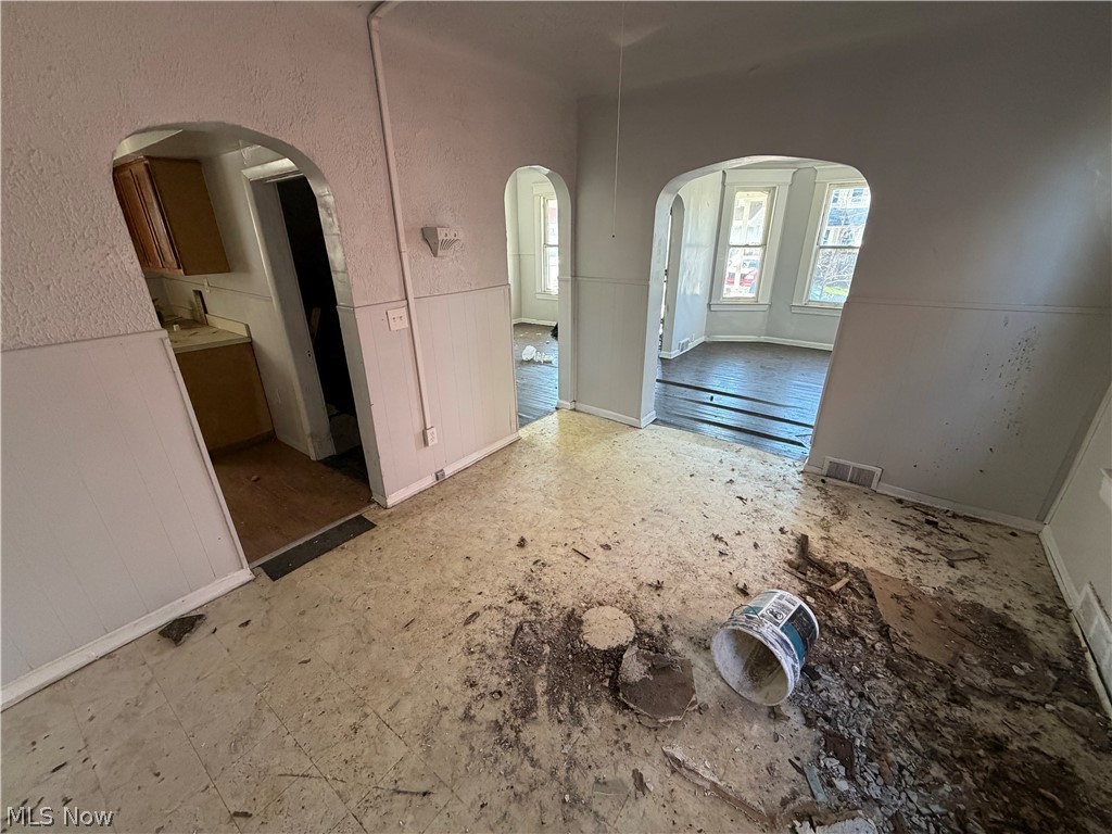 Schatzinger & Hawrtwicks - Residential Income