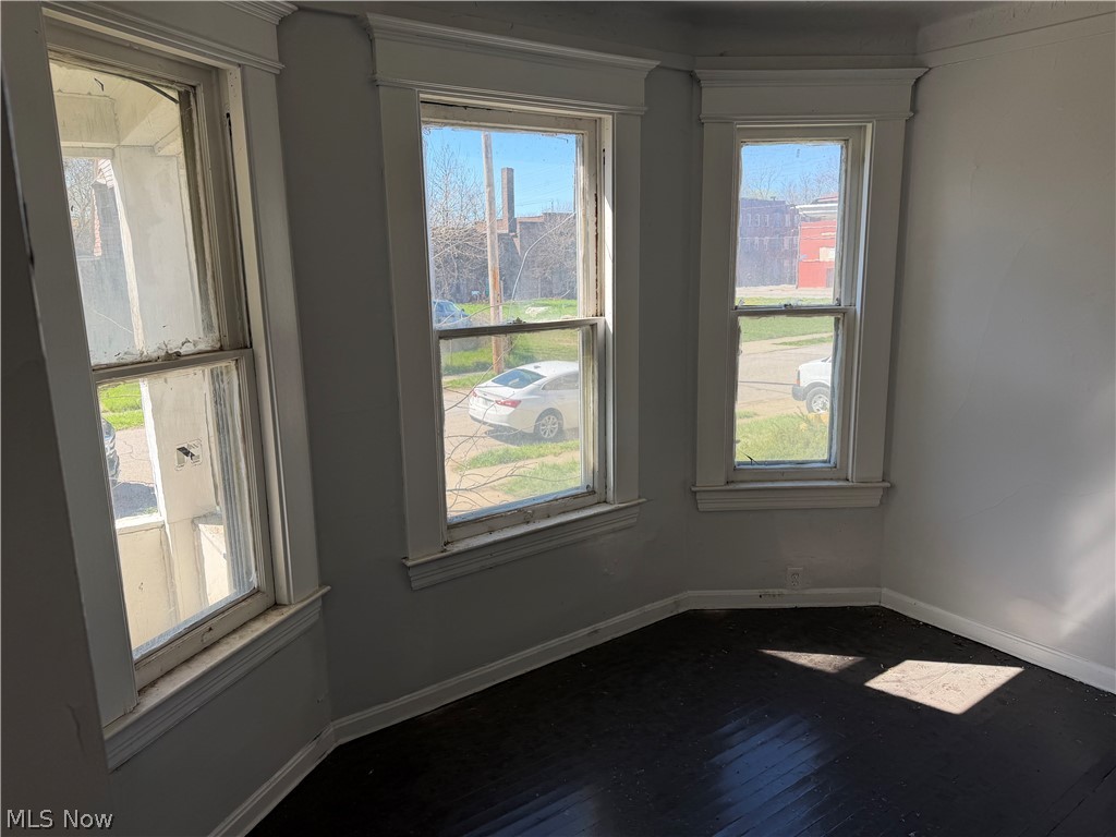 Schatzinger & Hawrtwicks - Residential Income