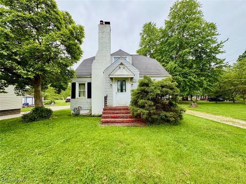 Homes For Sale - 6014 North Ridge Road<br/> Ashtabula, OH 44004