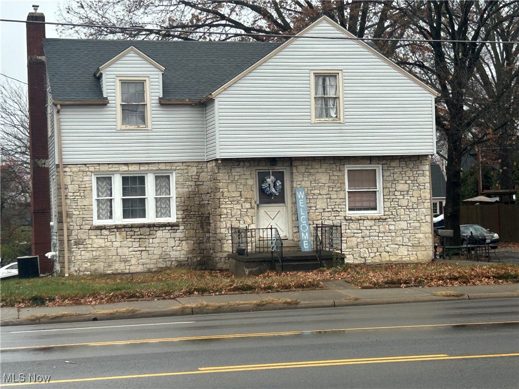 1921 Maple Avenue