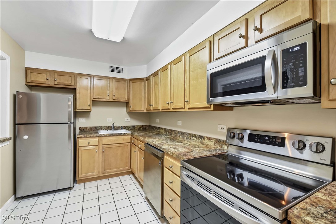 12700 Lake Avenue 704