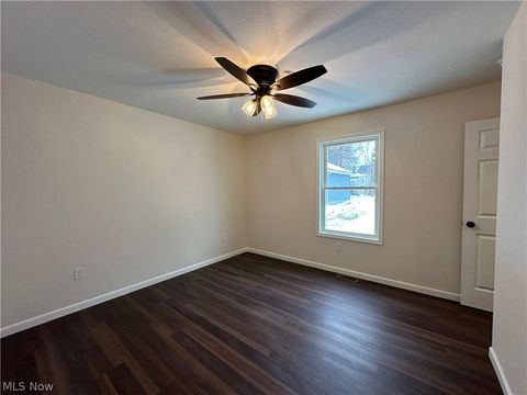 Tiny photo for 1210 Aberdeen Avenue, Youngstown, OH 44502 (MLS # 5190005)