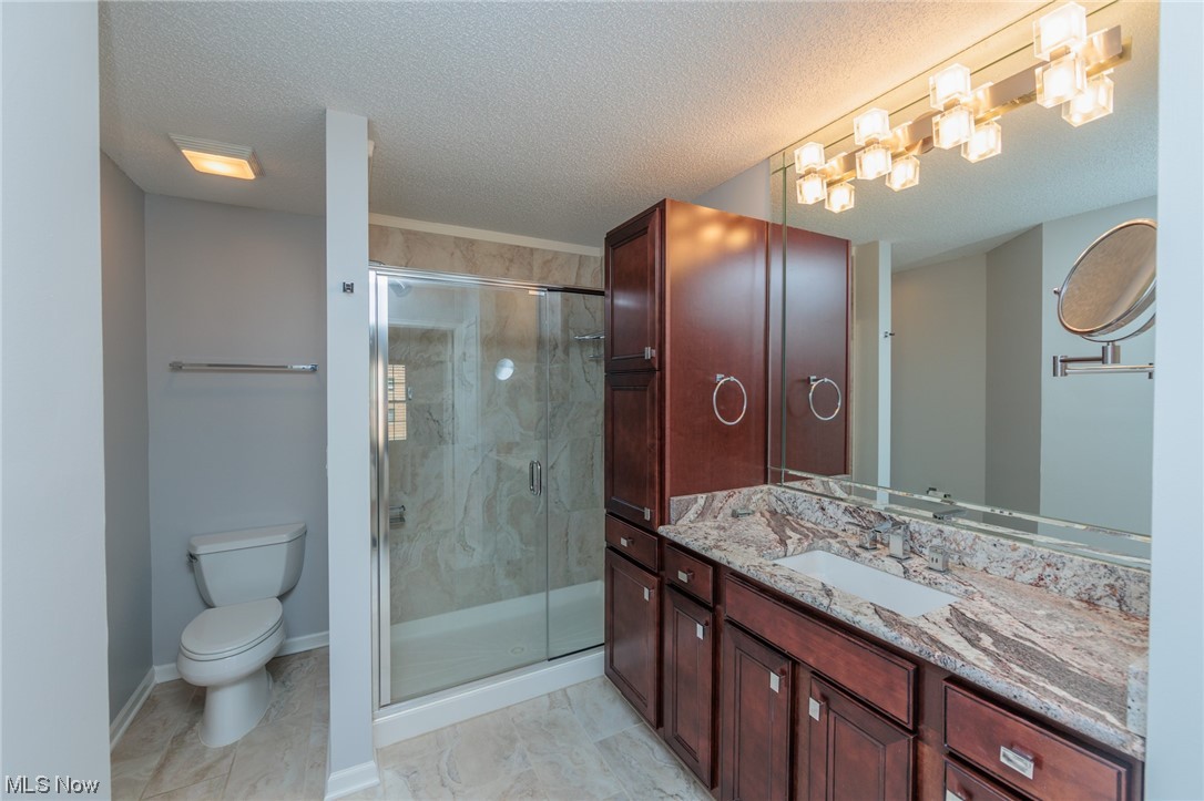 Fox Hollow At Woodhawk - Residential