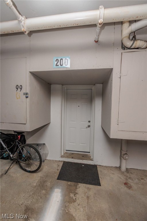 Fox Hollow At Woodhawk - Residential