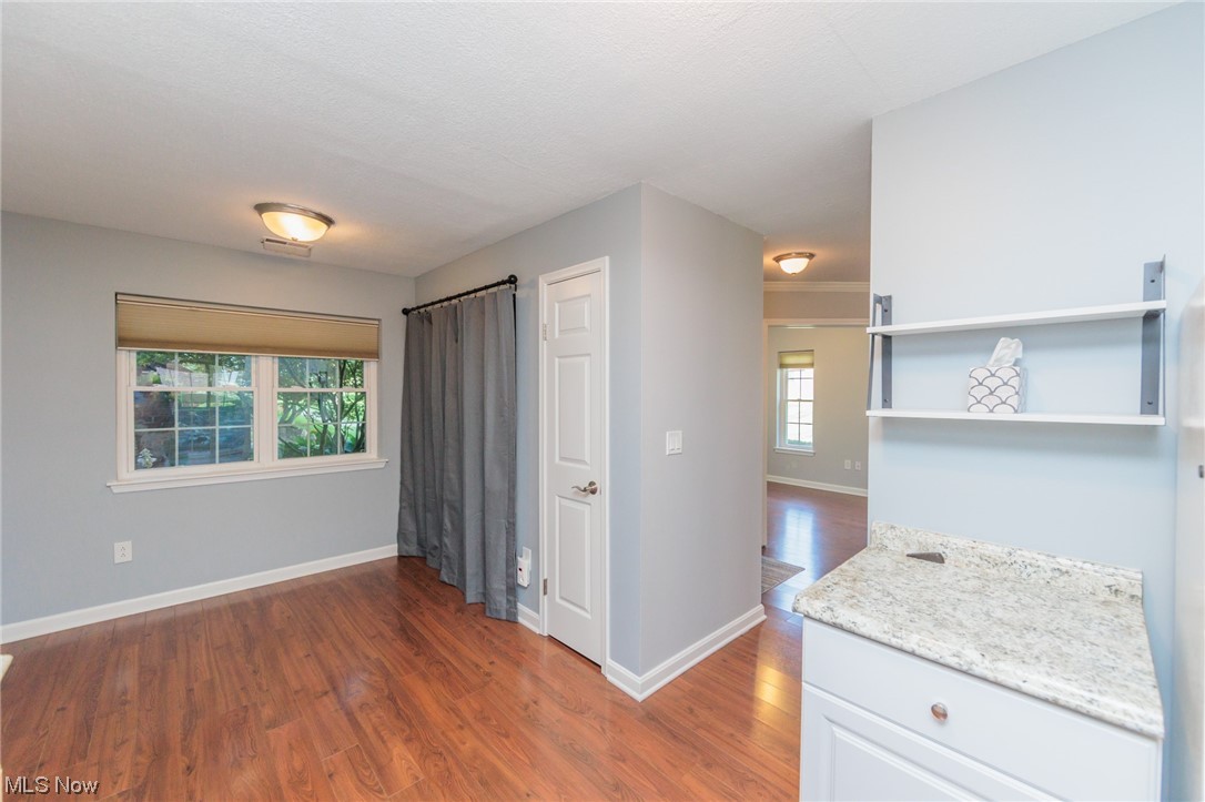 Fox Hollow At Woodhawk - Residential