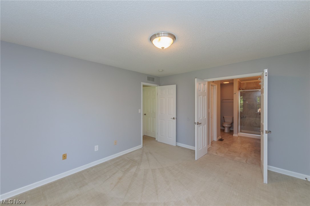 Fox Hollow At Woodhawk - Residential