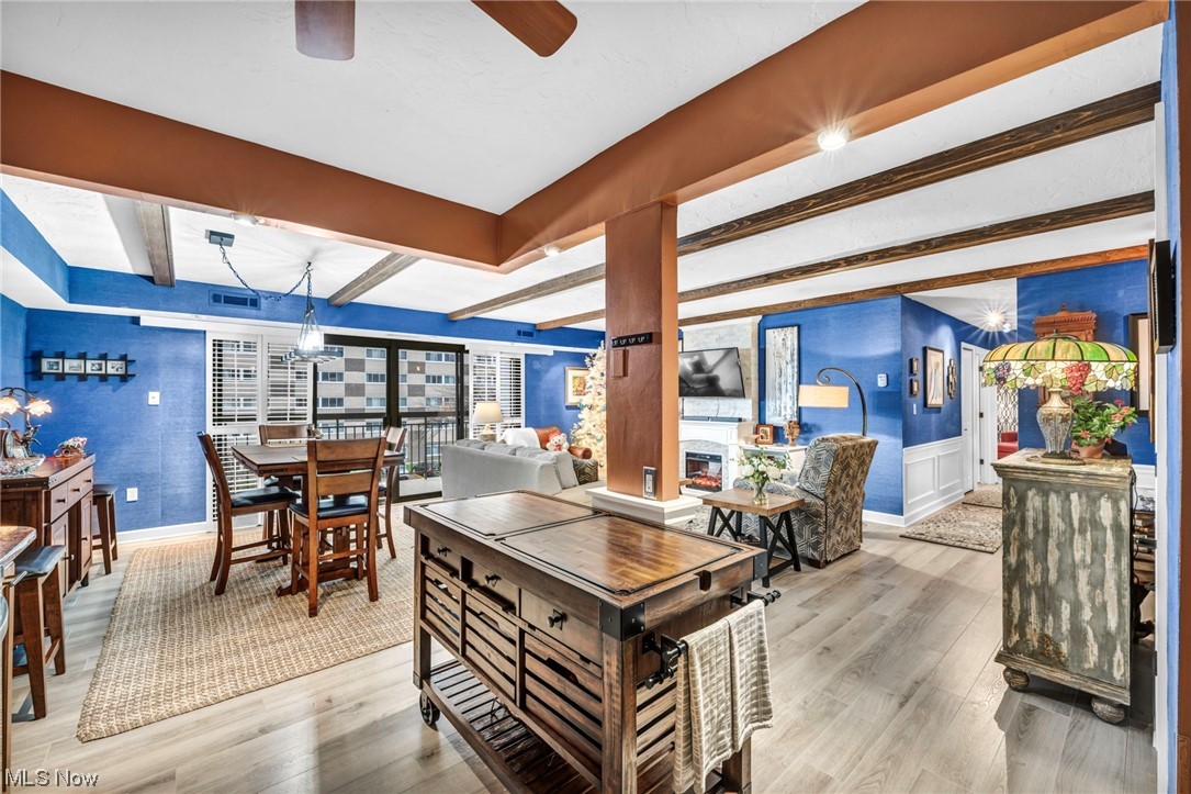 Meridian Condo - Residential