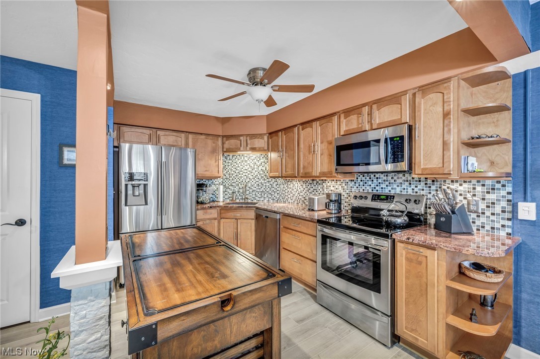 Meridian Condo - Residential