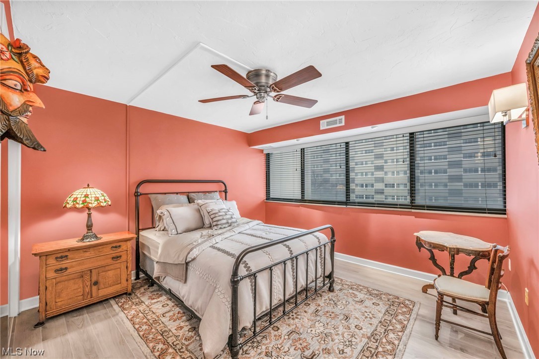 Meridian Condo - Residential